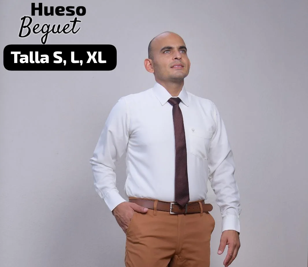 Camisa color hueso de manga larga. Fotografía 1 de la prenda.